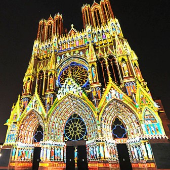 Rêve de Couleurs sur la Cathédrale de Reims